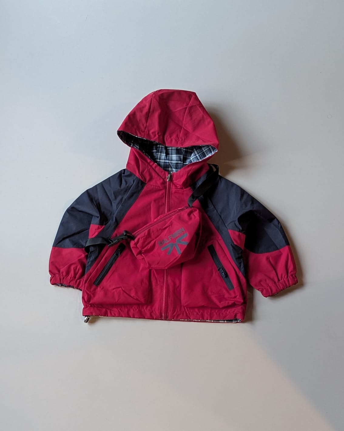 JKT05-01 Unisex Full Sleeve Oversized Reversible Hooded Jacket with Attached Bag