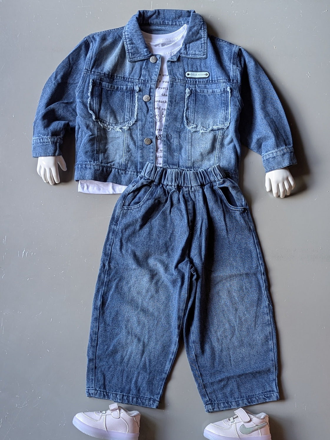 Unisex Full Sleeve Denim Jacket, Inner T Shirt and Pant Set