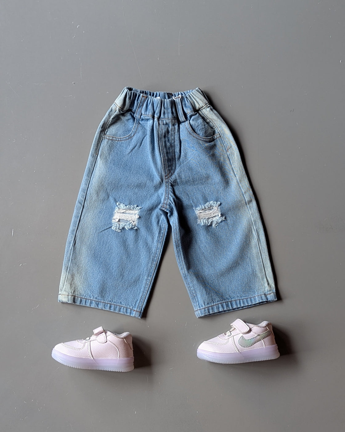 Unisex Distressed Wide Leg Jean