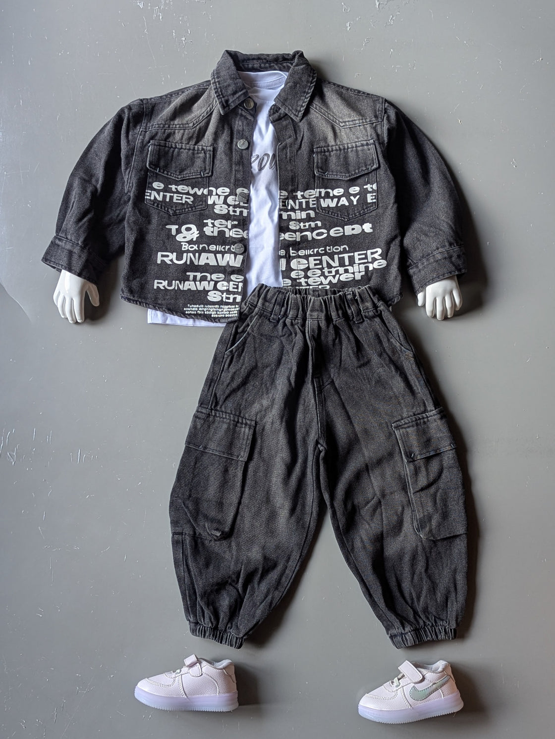 Unisex Full Sleeve Oversized Denim Jacket, Inner T Shirt with Pant Set