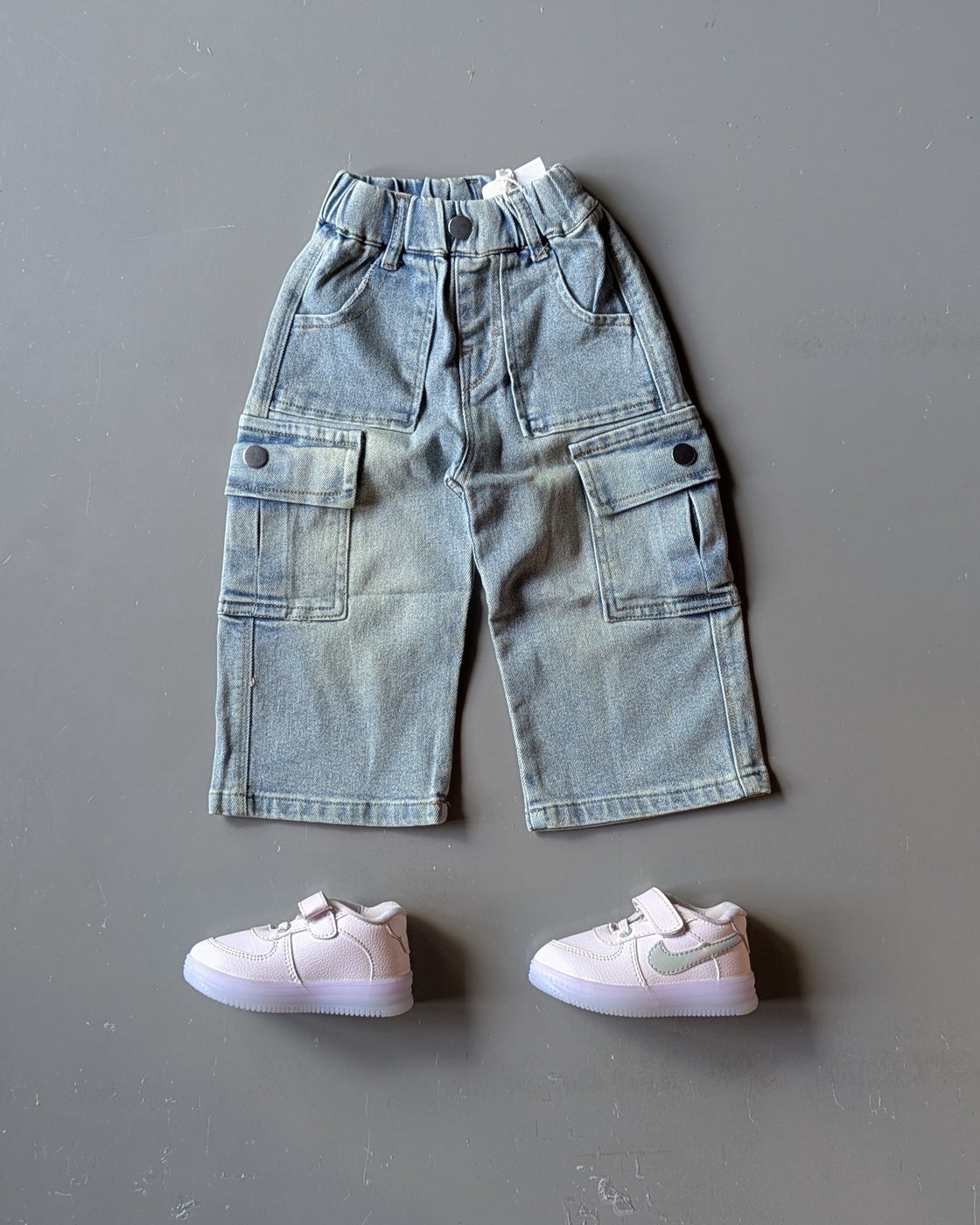 Unisex Baggy Jeans with Side Pockets