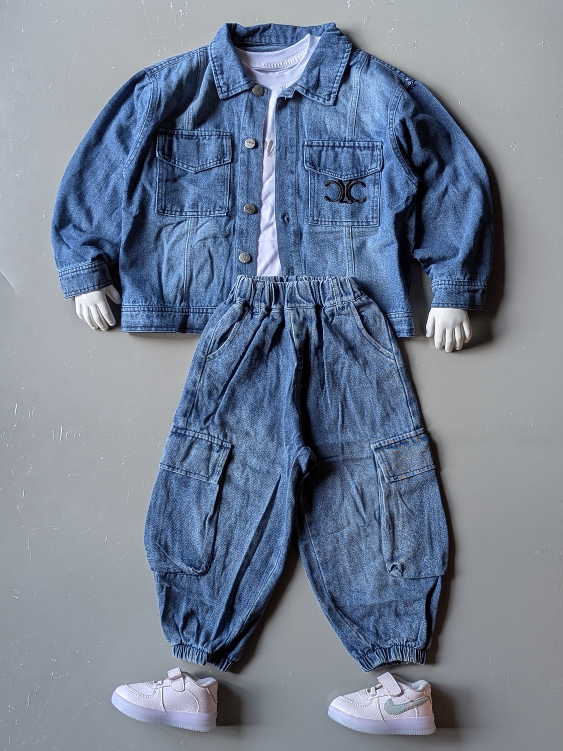 Unisex Full Sleeve Oversized Denim Jacket, Inner T Shirt and Pant Set