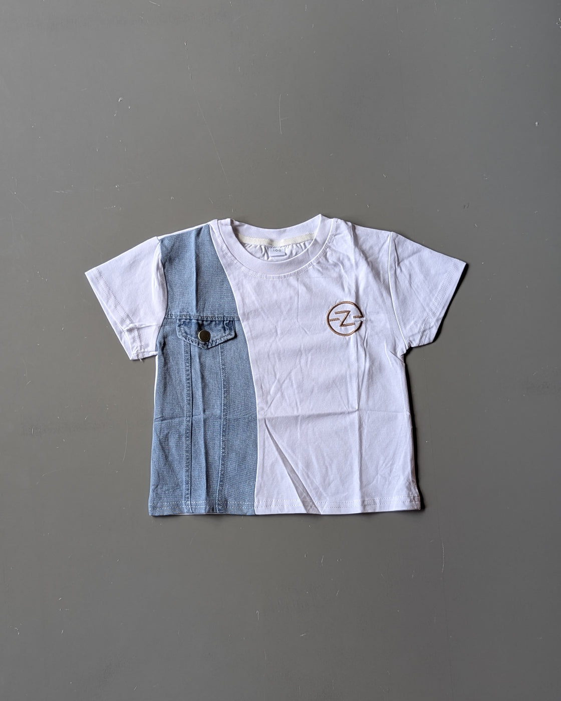 Unisex Half Sleeve Round Neck Denim Patch T shirt