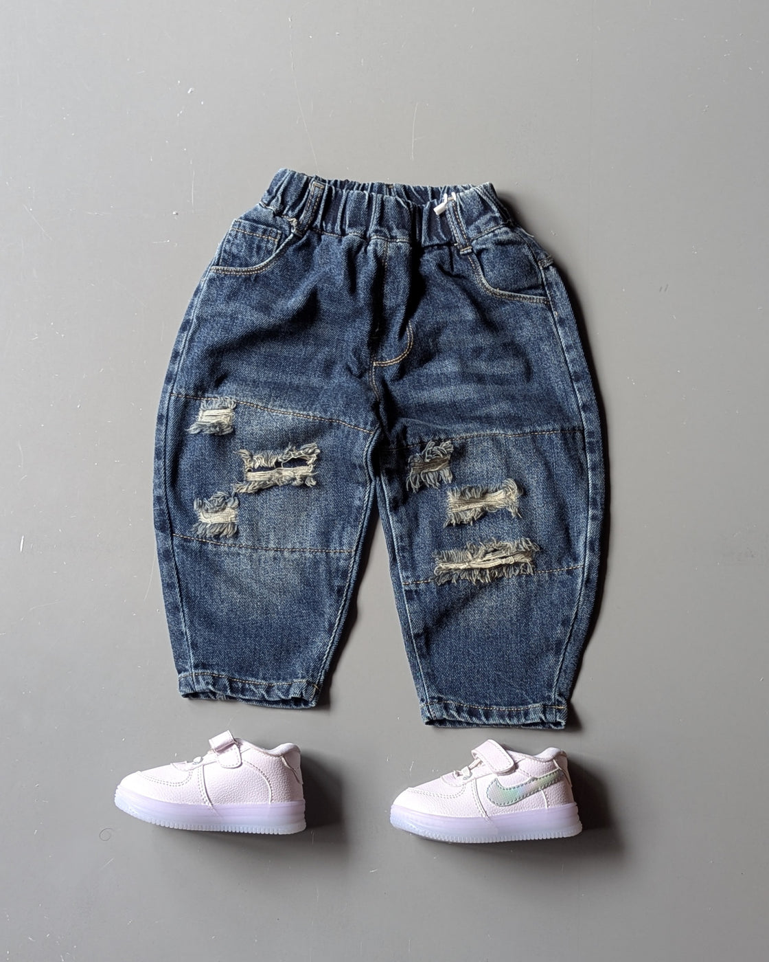 Unisex Distressed Baggy Jeans