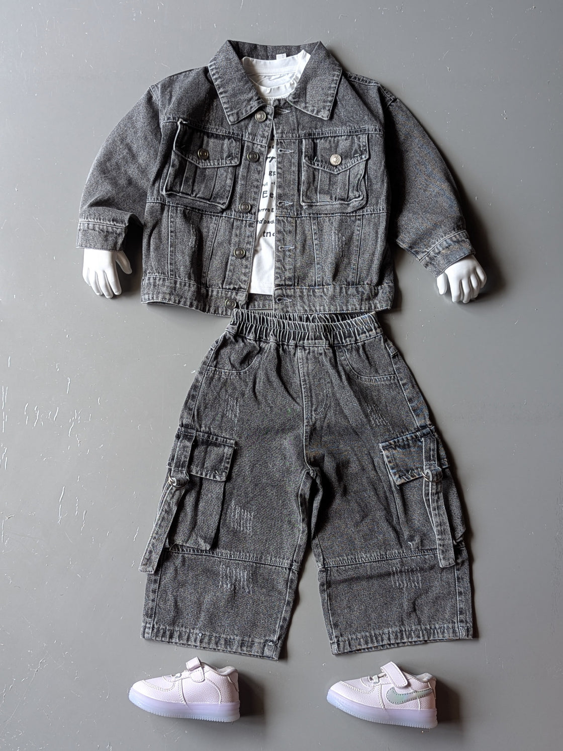 Unisex Full Sleeve Oversized Denim Jacket, Inner T Shirt and Cargo Pant Set