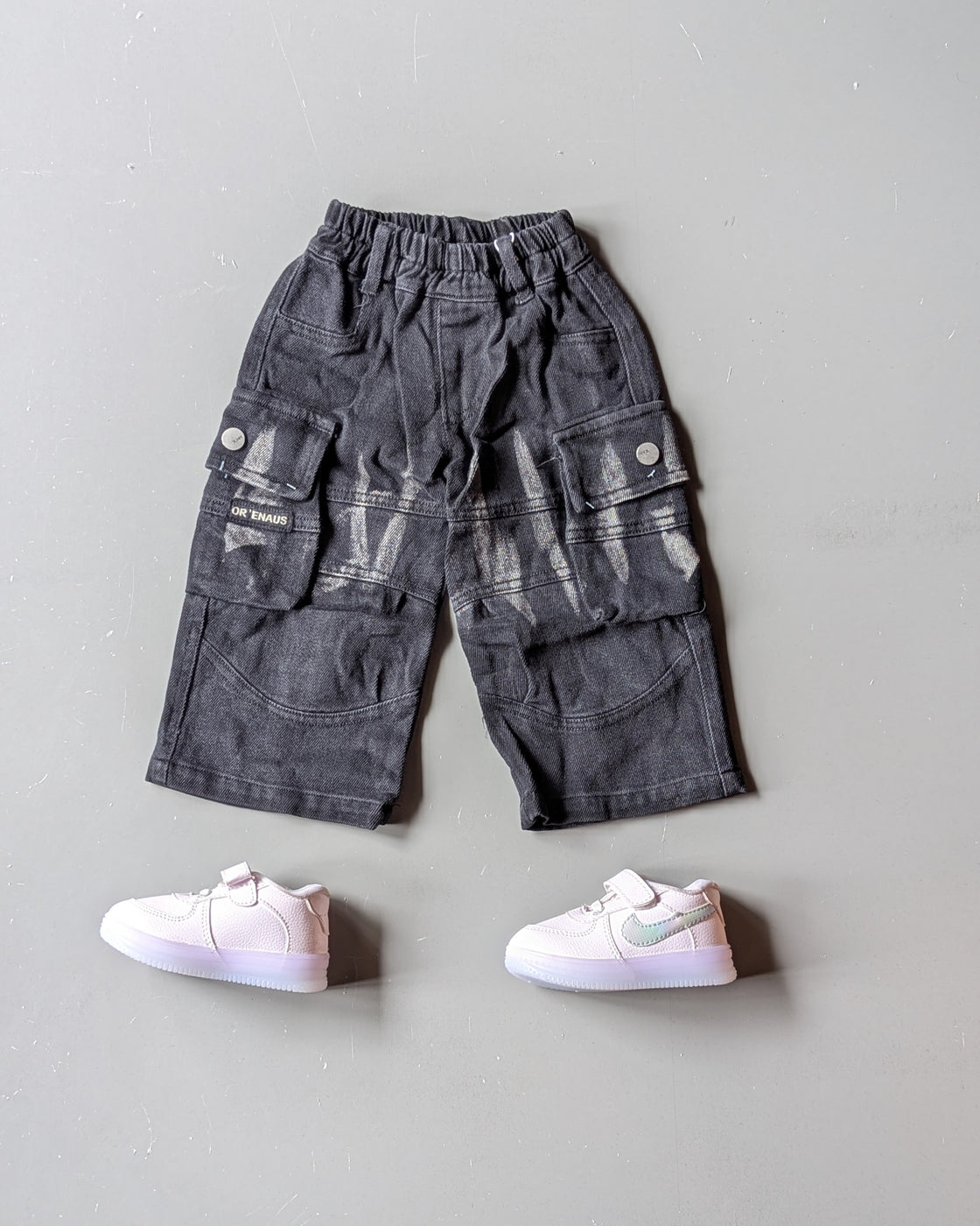 Unisex Distressed Baggy Jeans