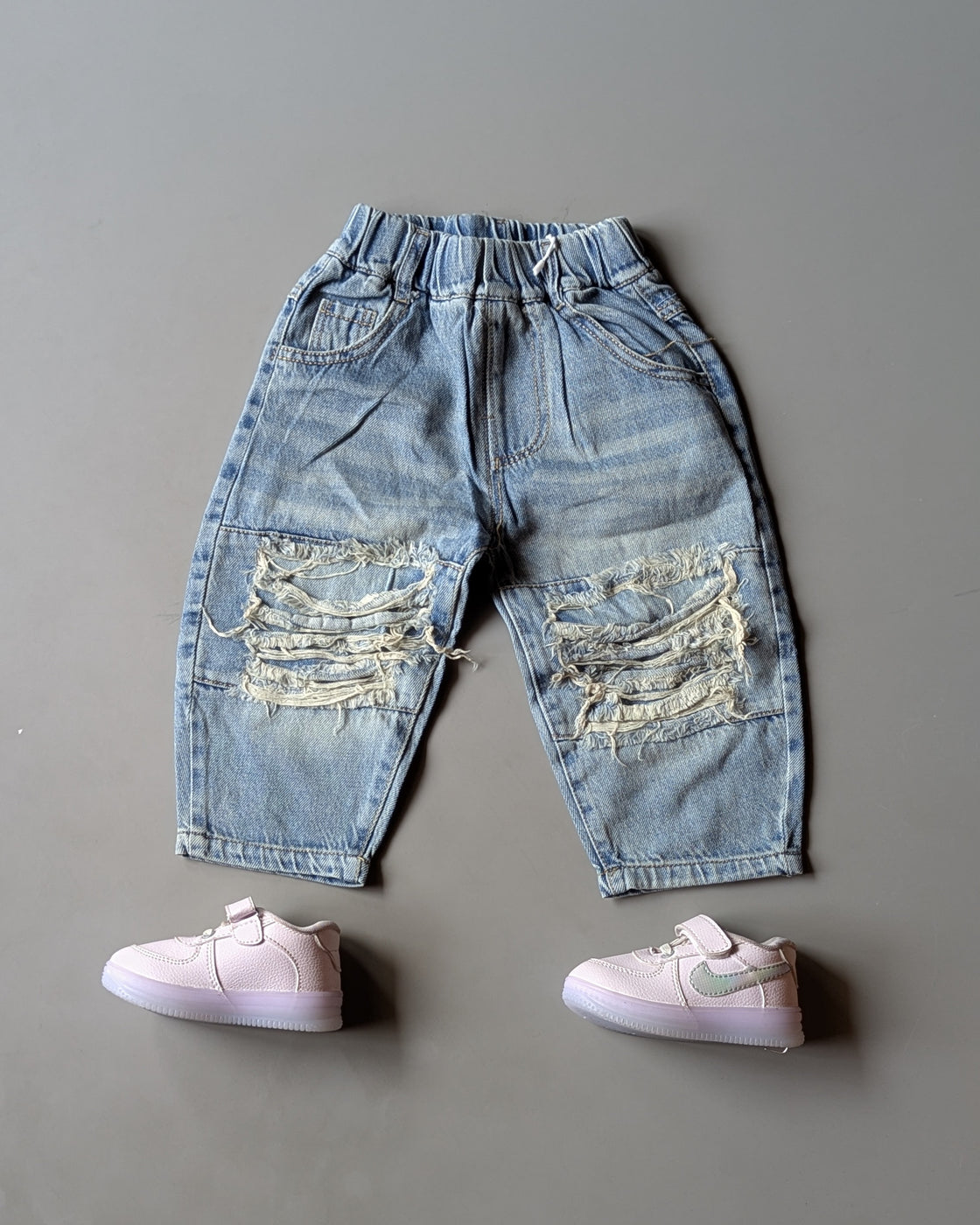 Unisex Distressed Baggy Jeans
