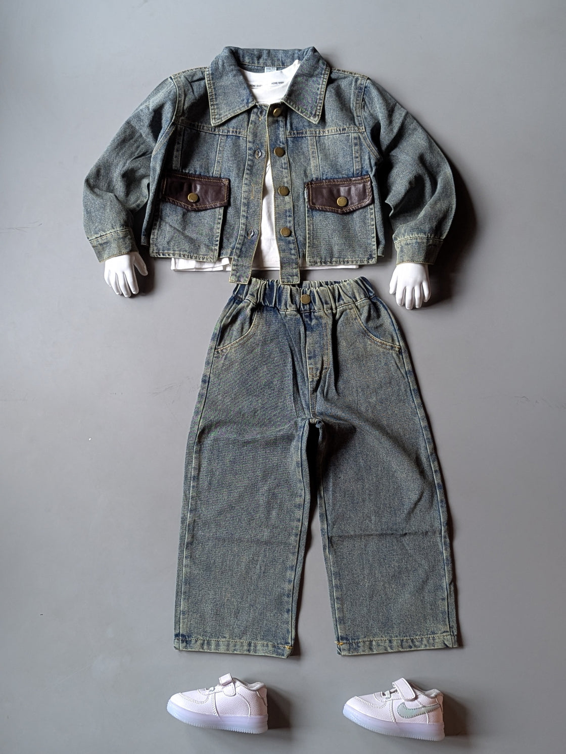 Girl's Full Sleeve Oversized Denim Jacket Inner T Shirt and Pant Set