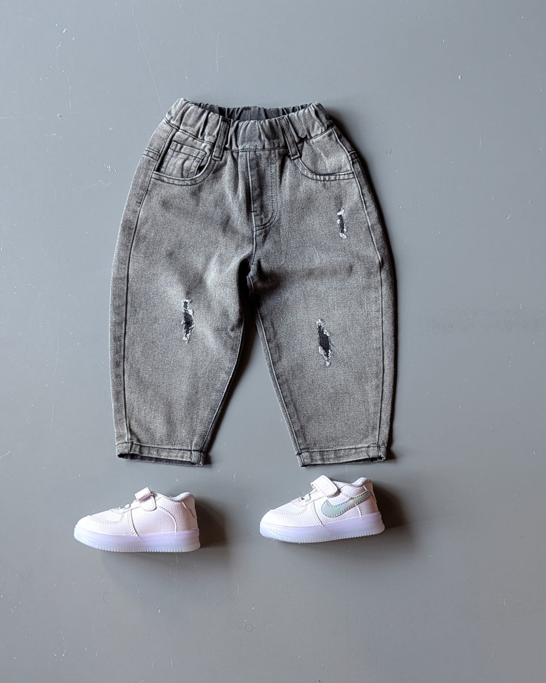Unisex Distressed Baggy Jeans