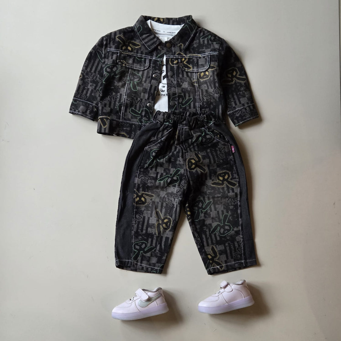 STIM112-01 Unisex Full Sleeve Oversized Denim Jacket Inner T Shirt and Pant Set