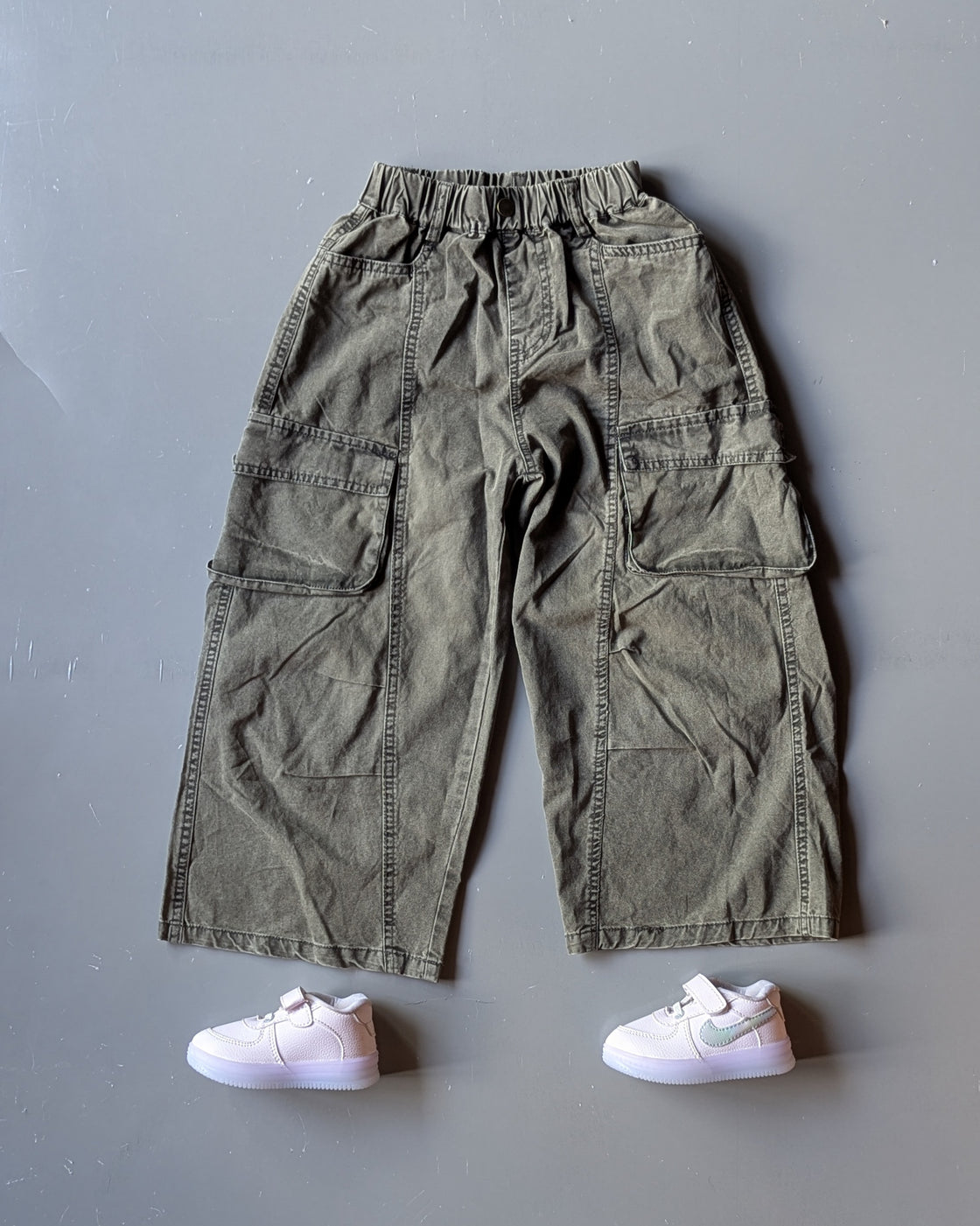 Unisex Baggy Jeans with Pockets