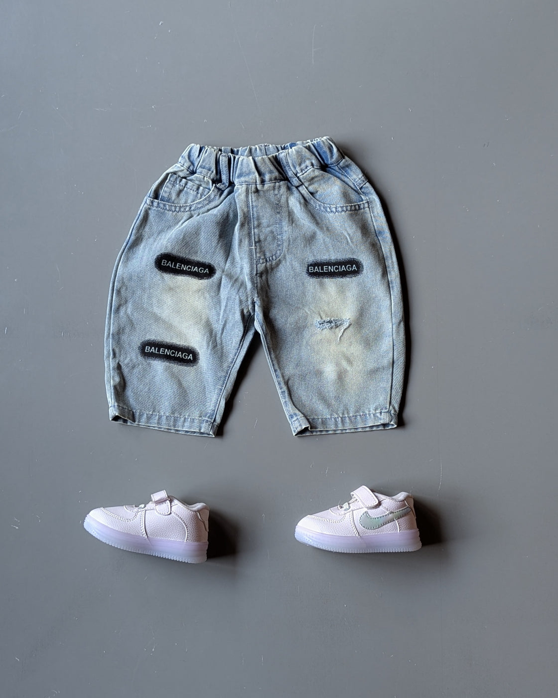 Unisex Knee length denim shorts