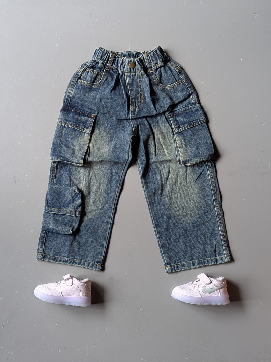 Unisex Baggy Jeans with Side Pockets