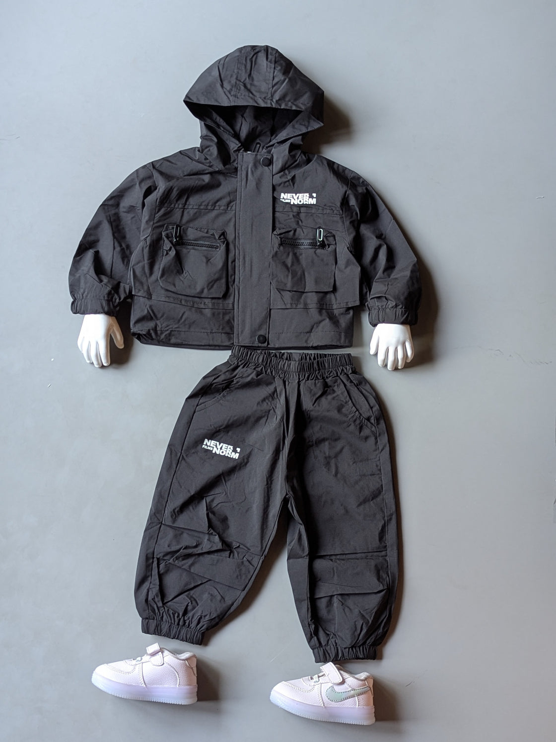 ST100 Unisex Full Sleeve Oversized Hooded Jacket and Pant Set