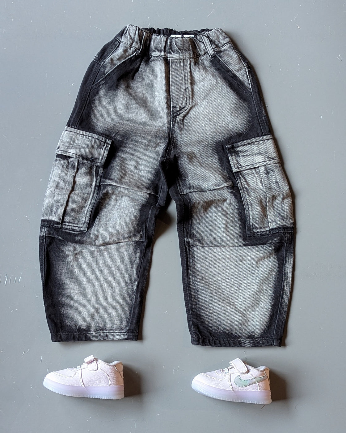 Unisex Distressed Baggy Jeans