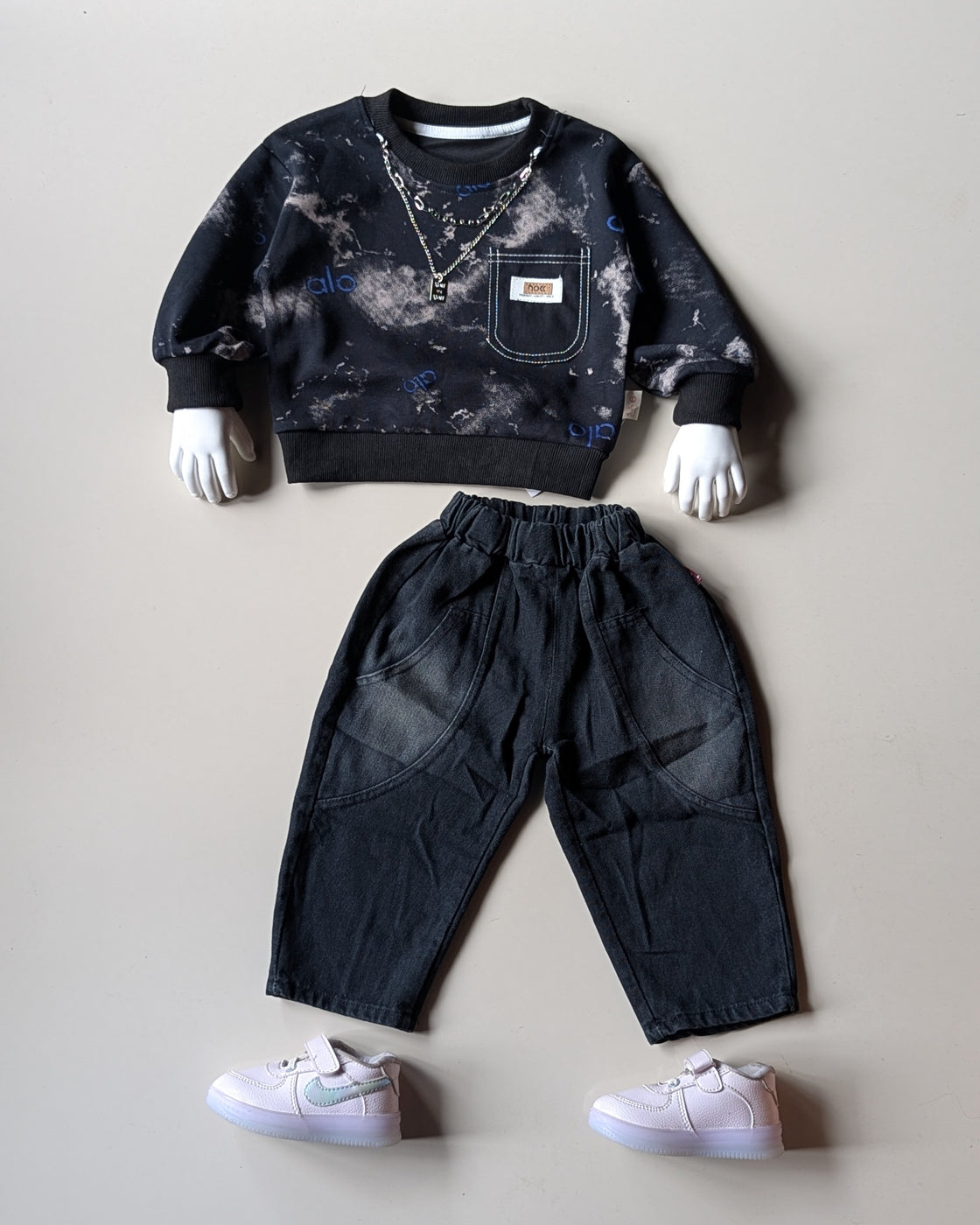 ST104 Unisex Full Sleeve Oversized T Shirt with Attached Chain and Pant Set