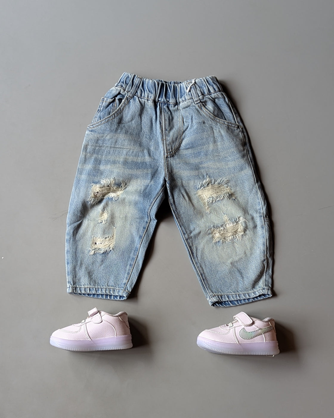 Unisex Distressed Baggy Jeans