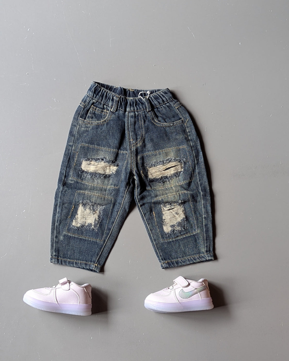Unisex Distressed Baggy Jeans