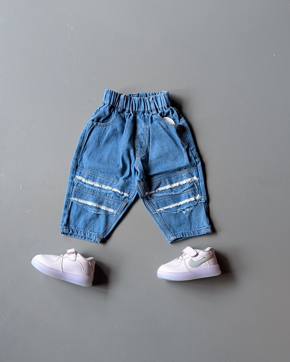 Unisex Distressed Baggy Jeans