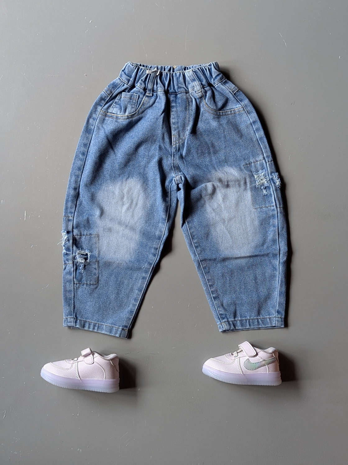 Unisex Distressed Baggy Jeans