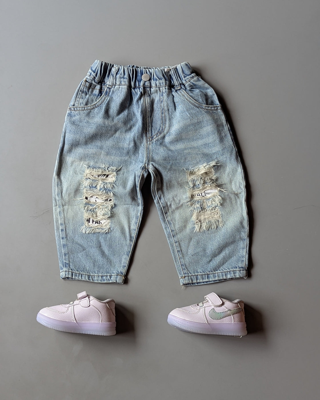Unisex Distressed Baggy Jeans