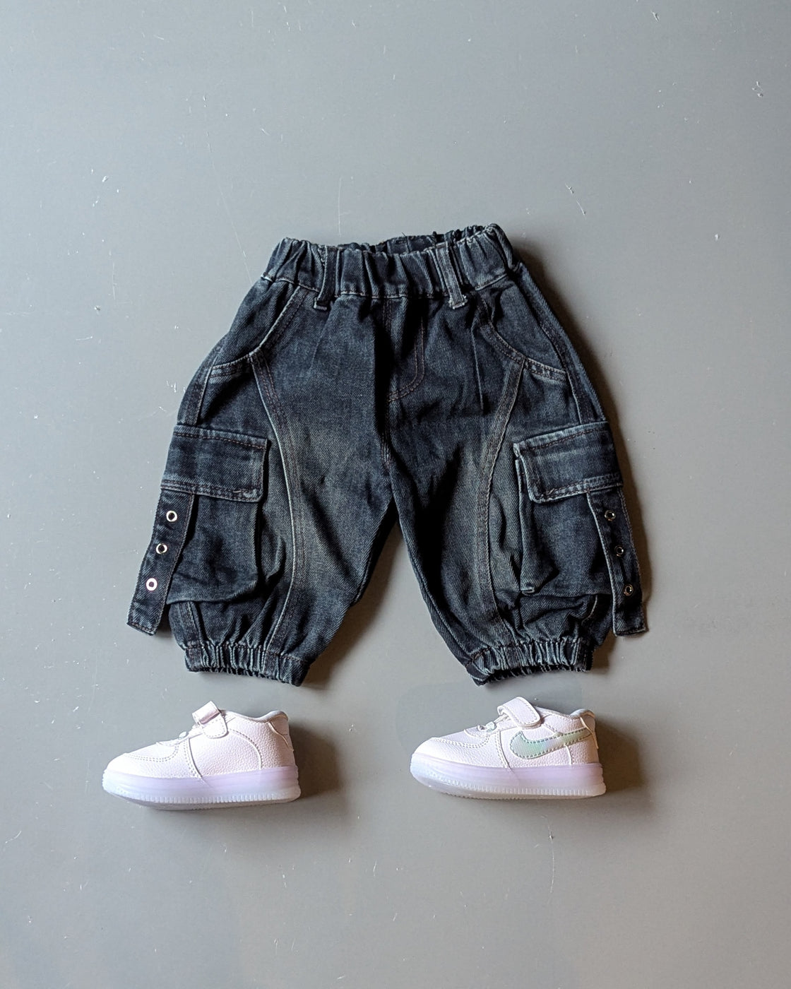 Unisex Baggy Jeans with Side Pockets