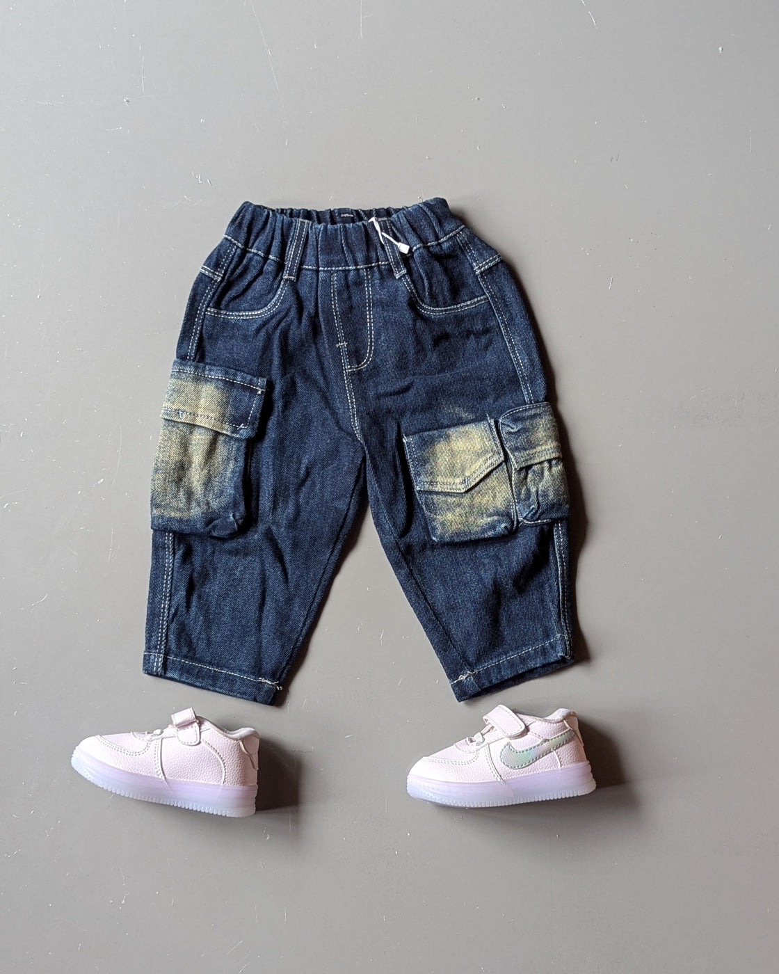 Unisex Baggy Jeans with Side Pockets