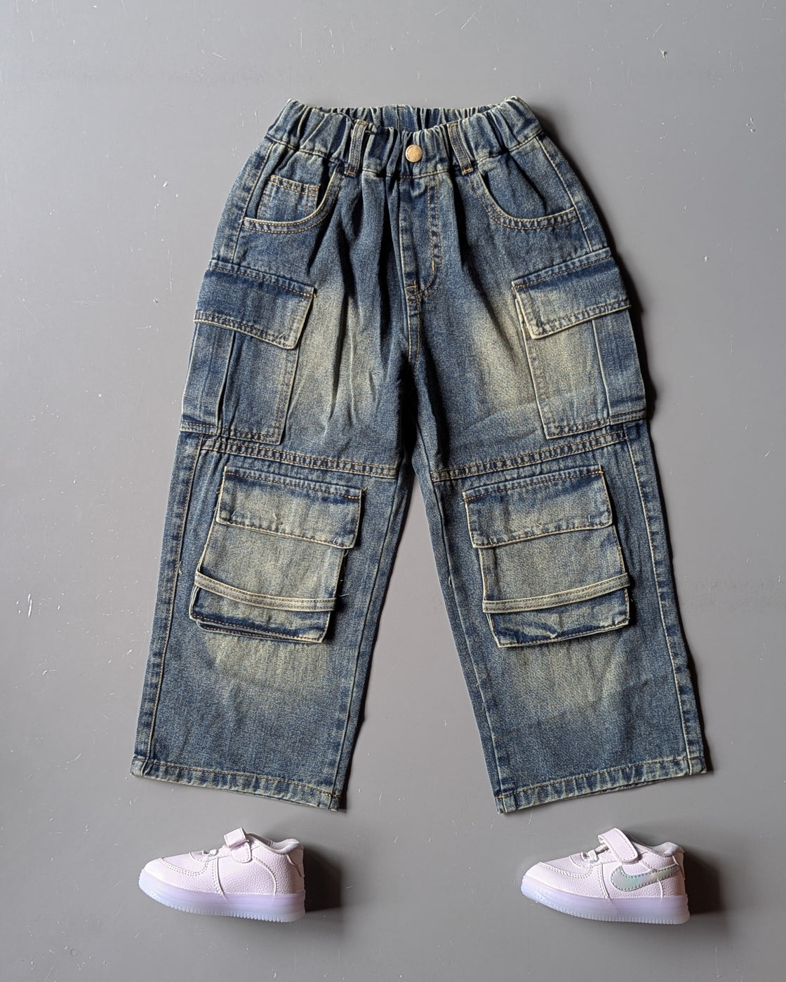 Unisex Baggy Jeans with Pockets