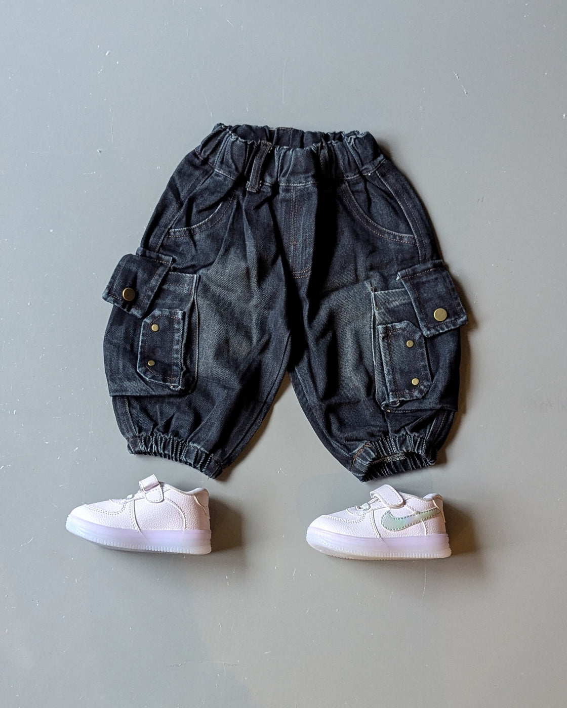Unisex Baggy Jeans with Side Pockets