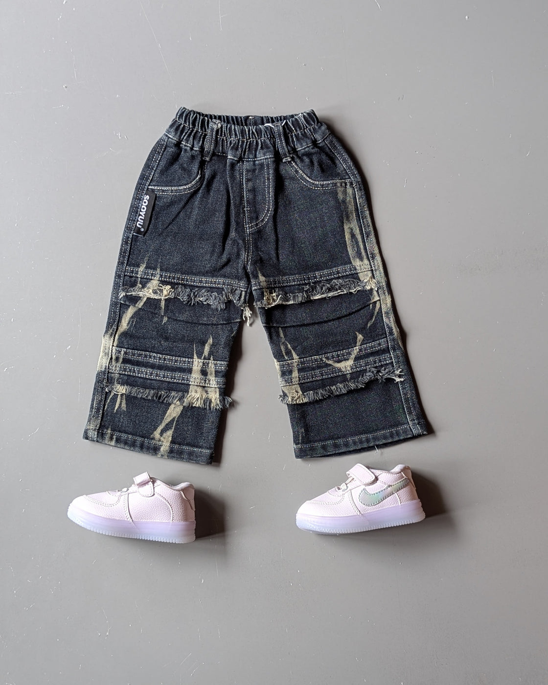 Unisex Distressed Baggy Jeans
