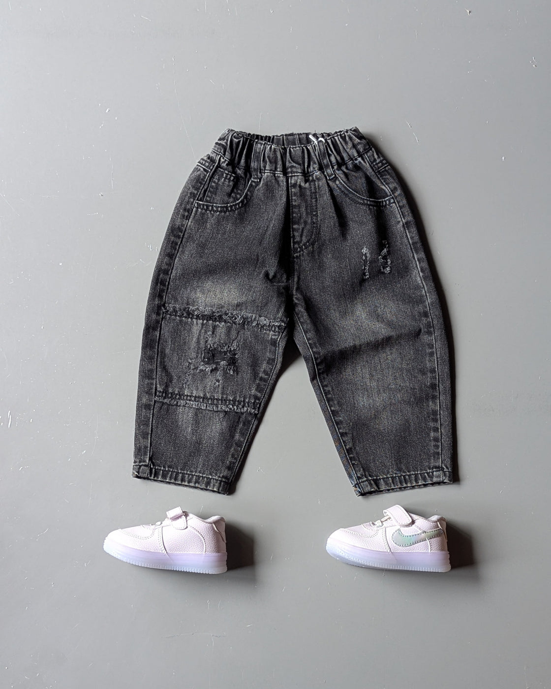Unisex Distressed Baggy Jeans