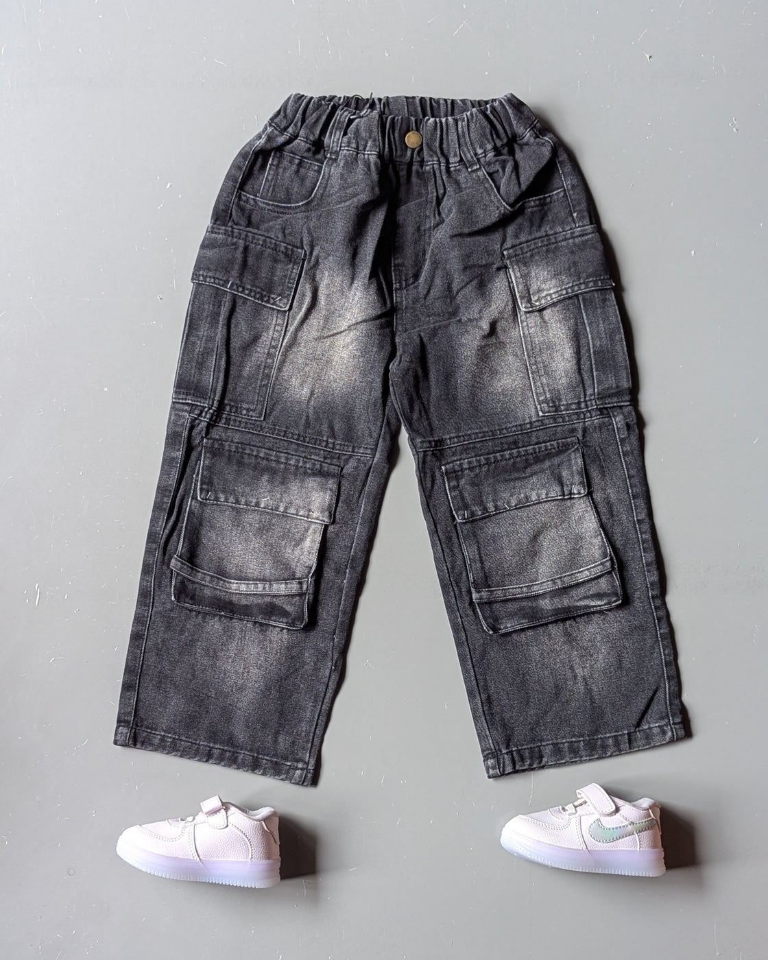 Unisex Baggy Jeans with Pockets