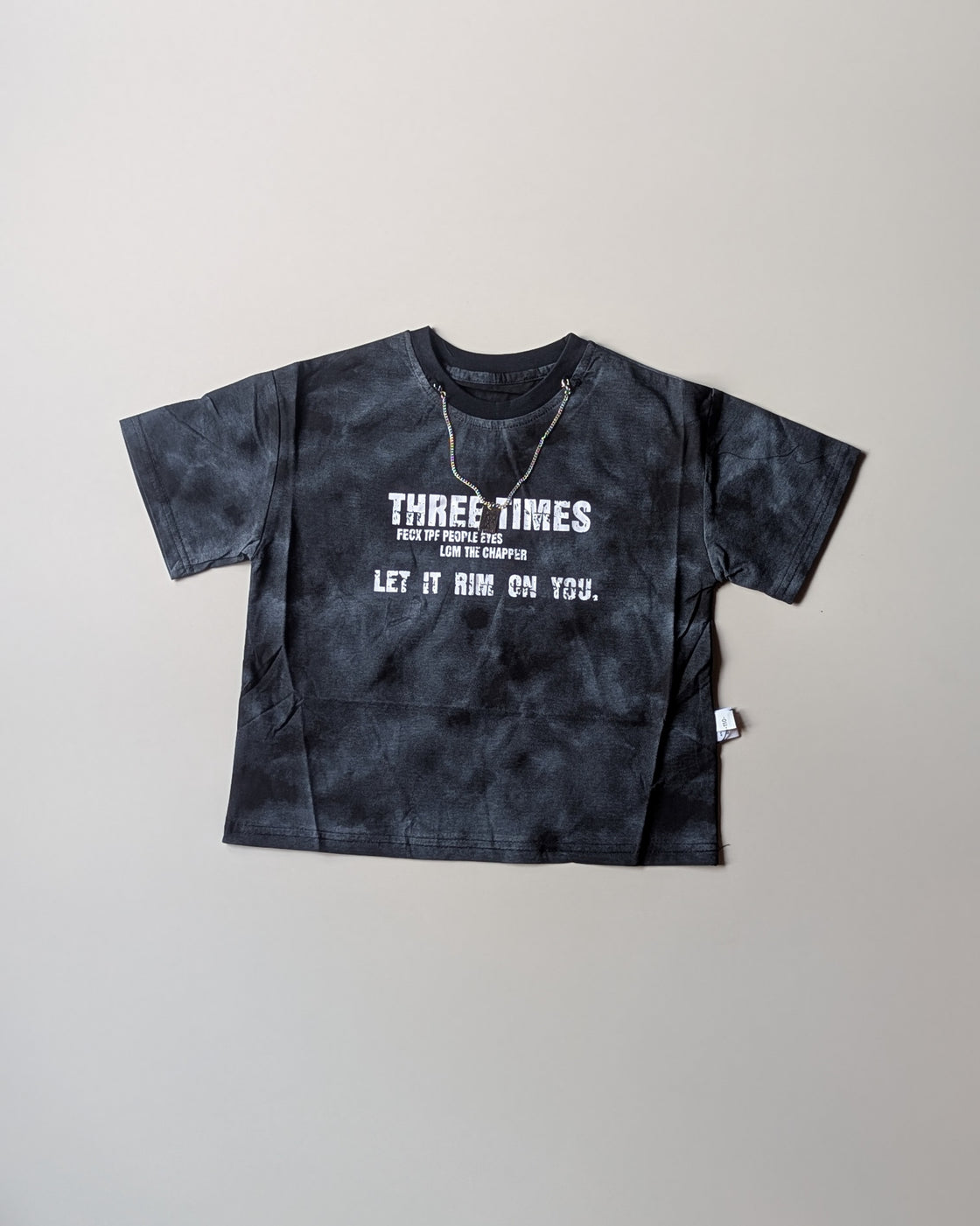 TSHS01 Unisex Half Sleeve Oversized T Shirt with Attached Chain