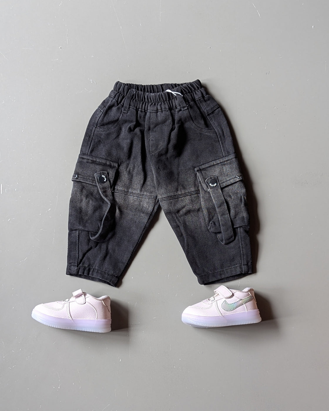 Unisex Baggy Jeans with Side Pockets