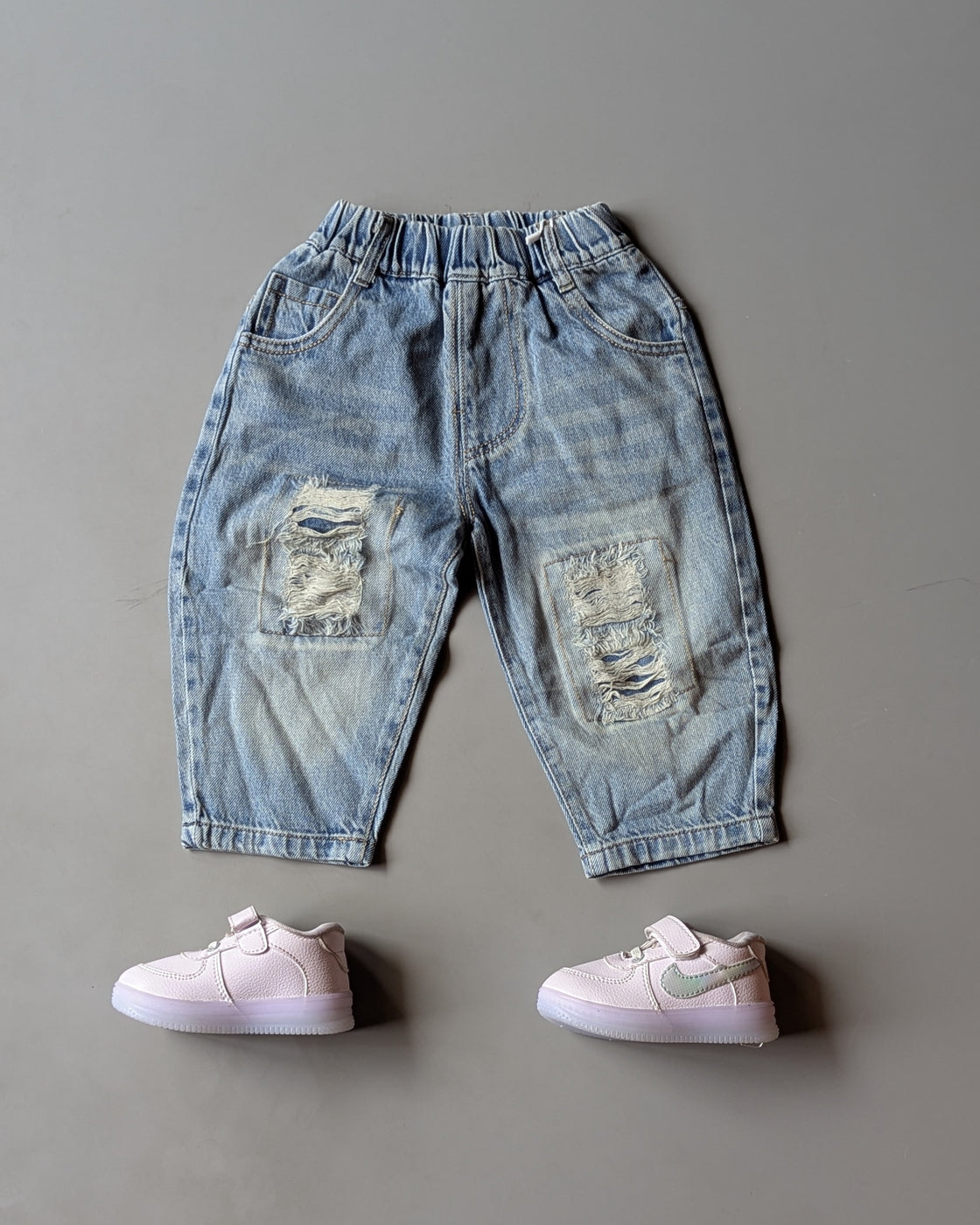 Unisex Distressed Baggy Jeans