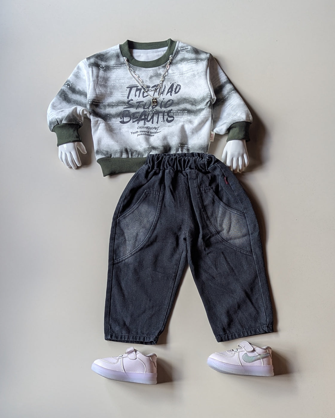 ST104 Unisex Full Sleeve Oversized T Shirt with Attached Chain and Pant Set