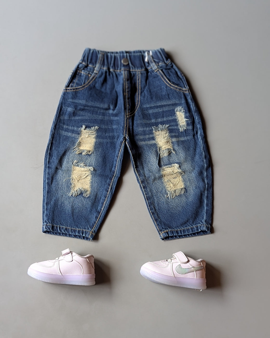 Unisex Distressed Baggy Jeans