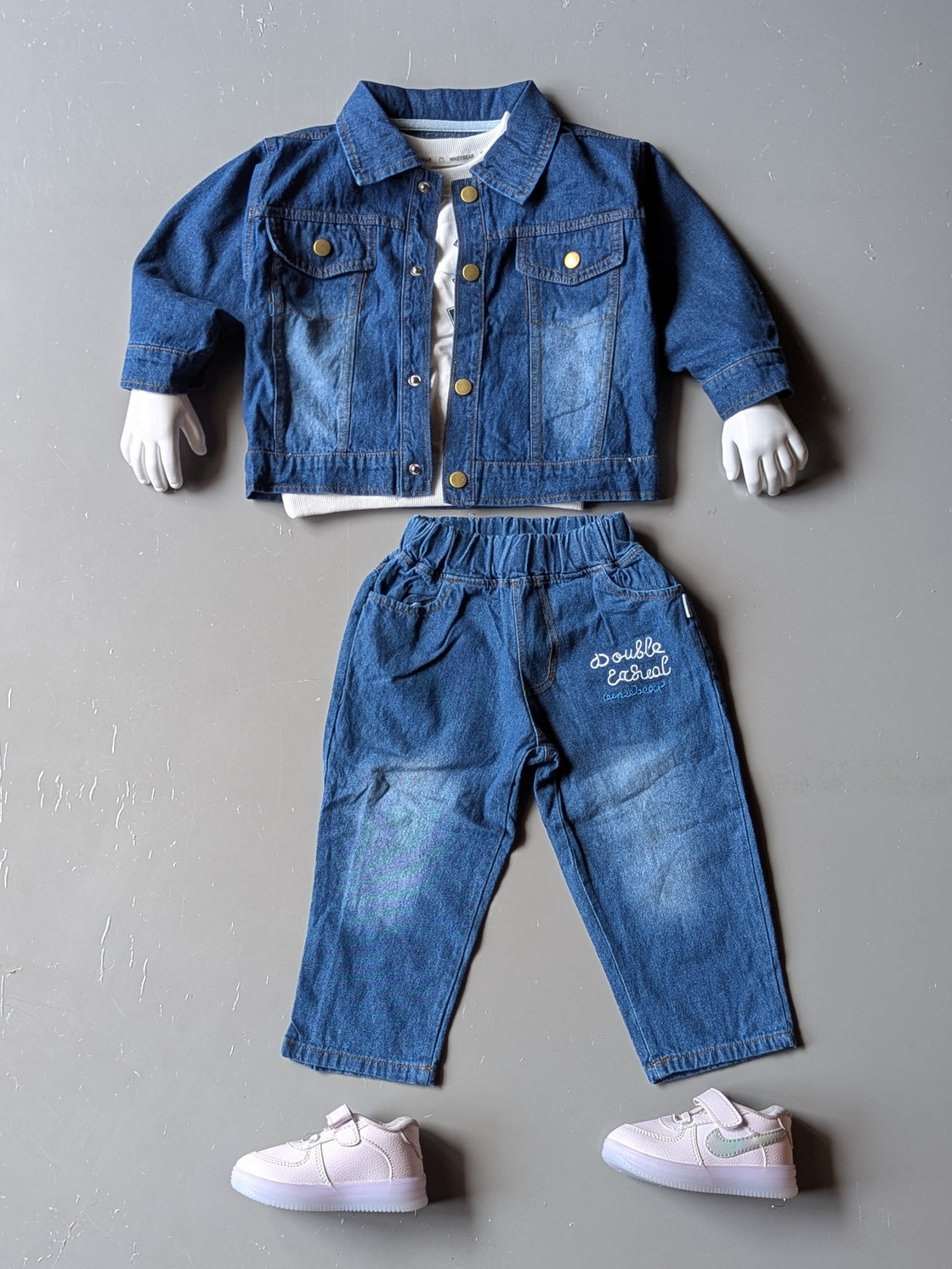 Unisex Full Sleeve Oversized Denim Jacket, Inner T Shirt and Pant Set