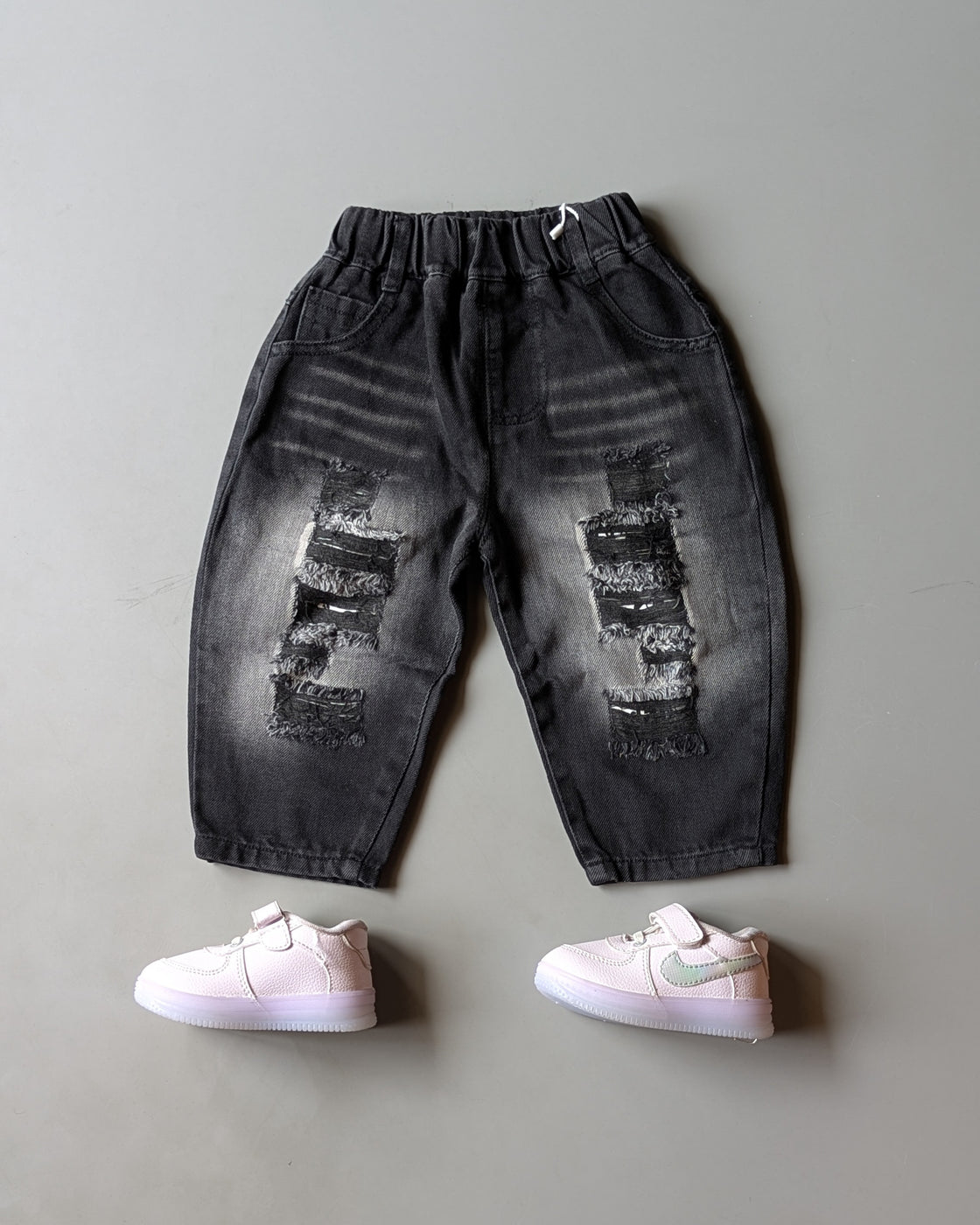 Unisex Distressed Baggy Jeans