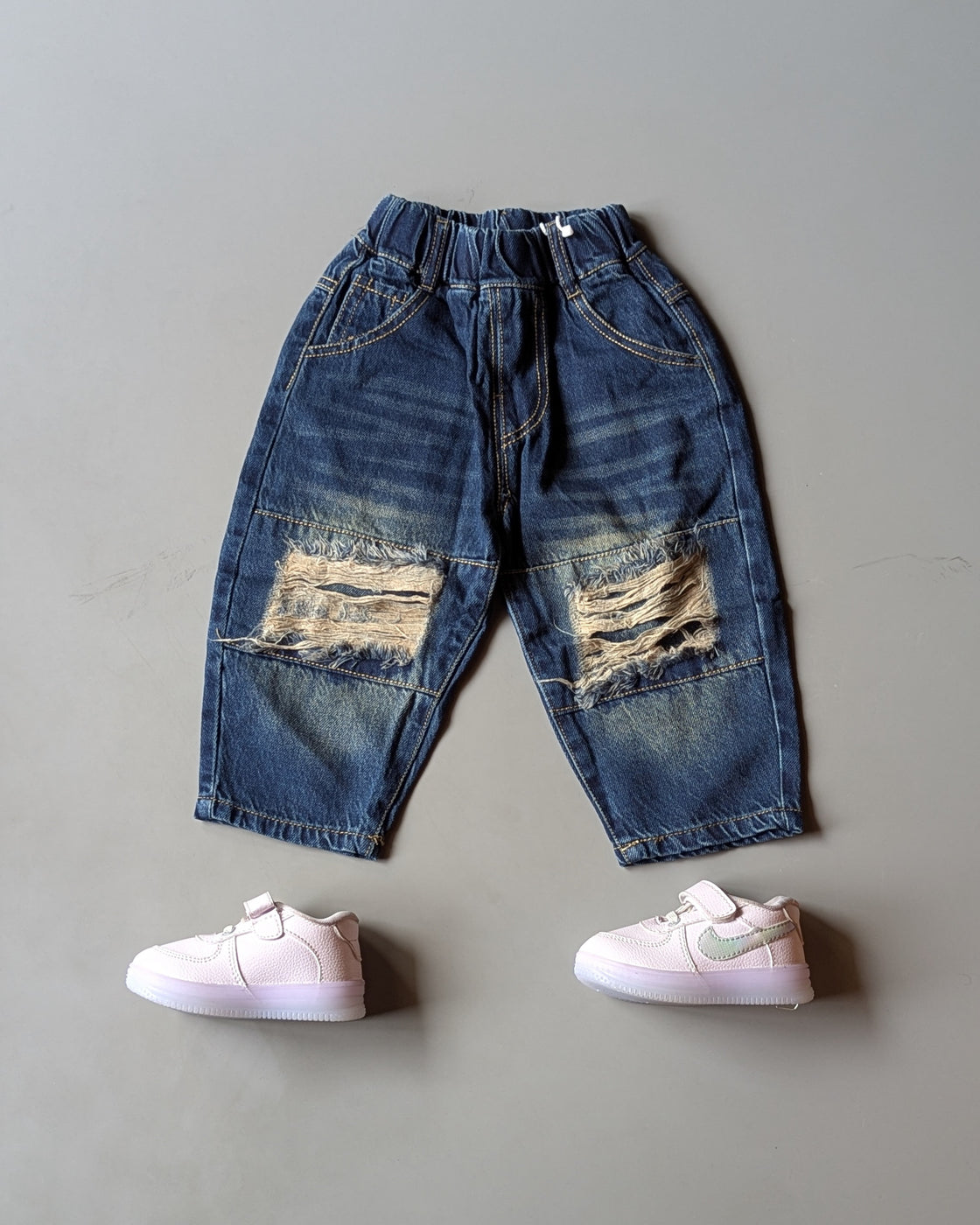 Unisex Distressed Baggy Jeans
